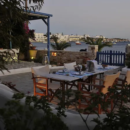 George's Paros 3*