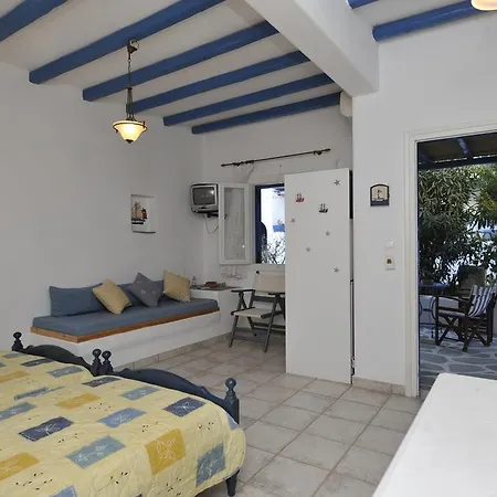 George's Paros Apartmanhotel Alikí