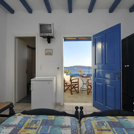 Aparthotel George's Paros