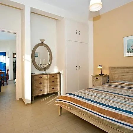 Apartmanhotel George's Paros