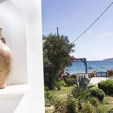 George's Paros Apartmanhotel Alikí