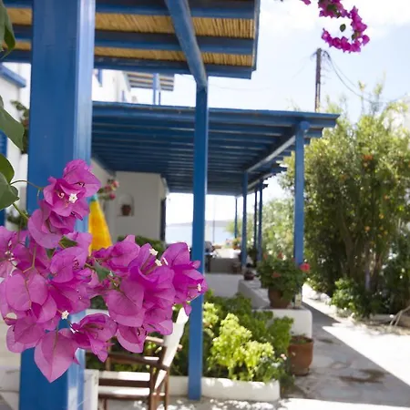 George's Paros Apartmanhotel Alikí